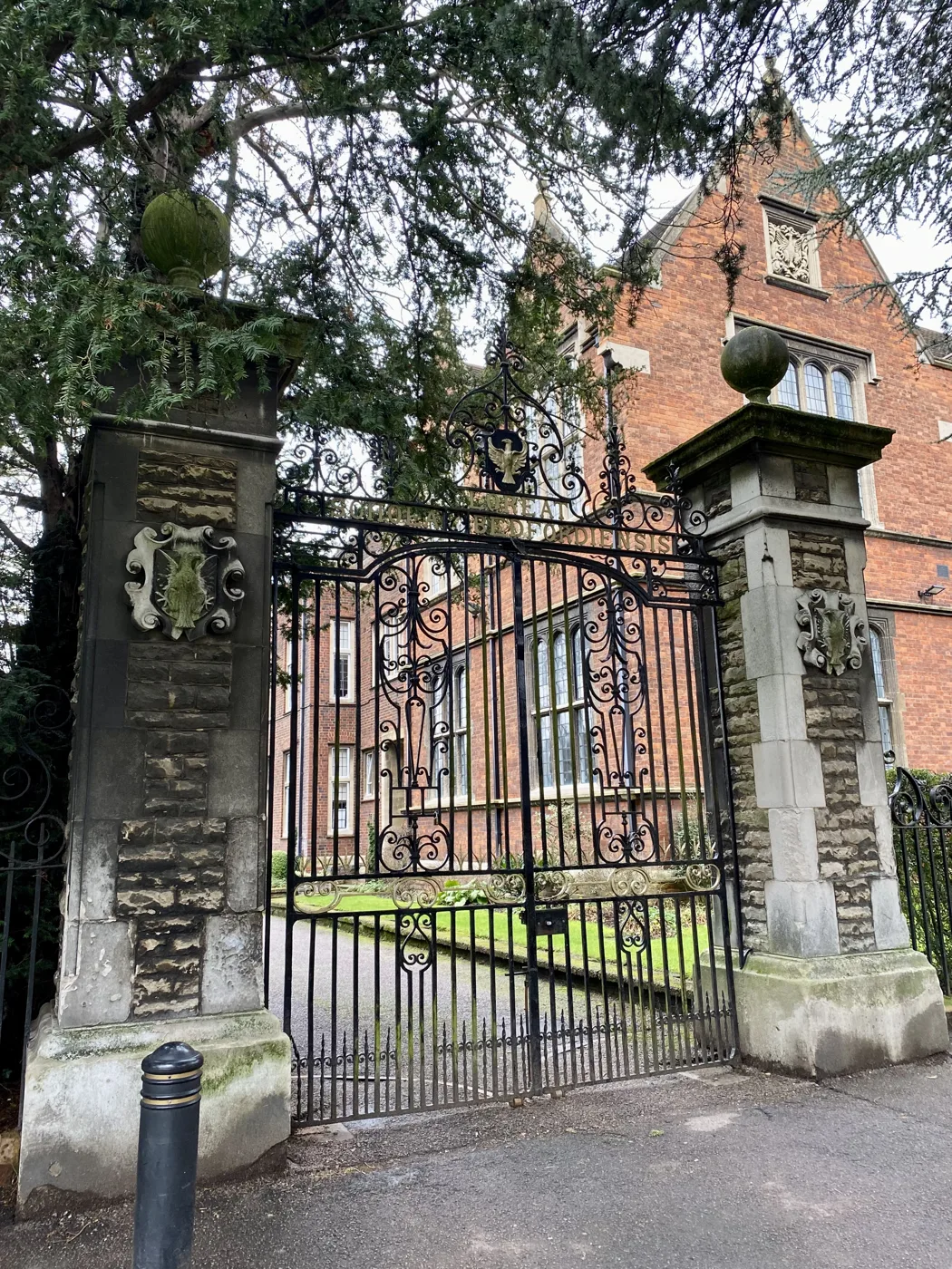 The gates at Bedford School on De Parys Avenue, photographed in February 2024. The school has been boys-only since it was founded in 1552